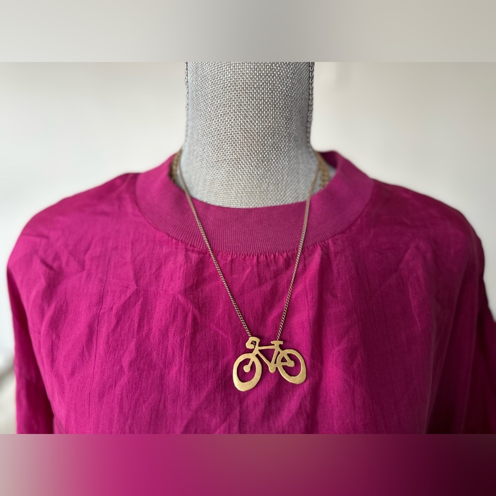 Restless Fuchsia Top - Picture 2 of 8